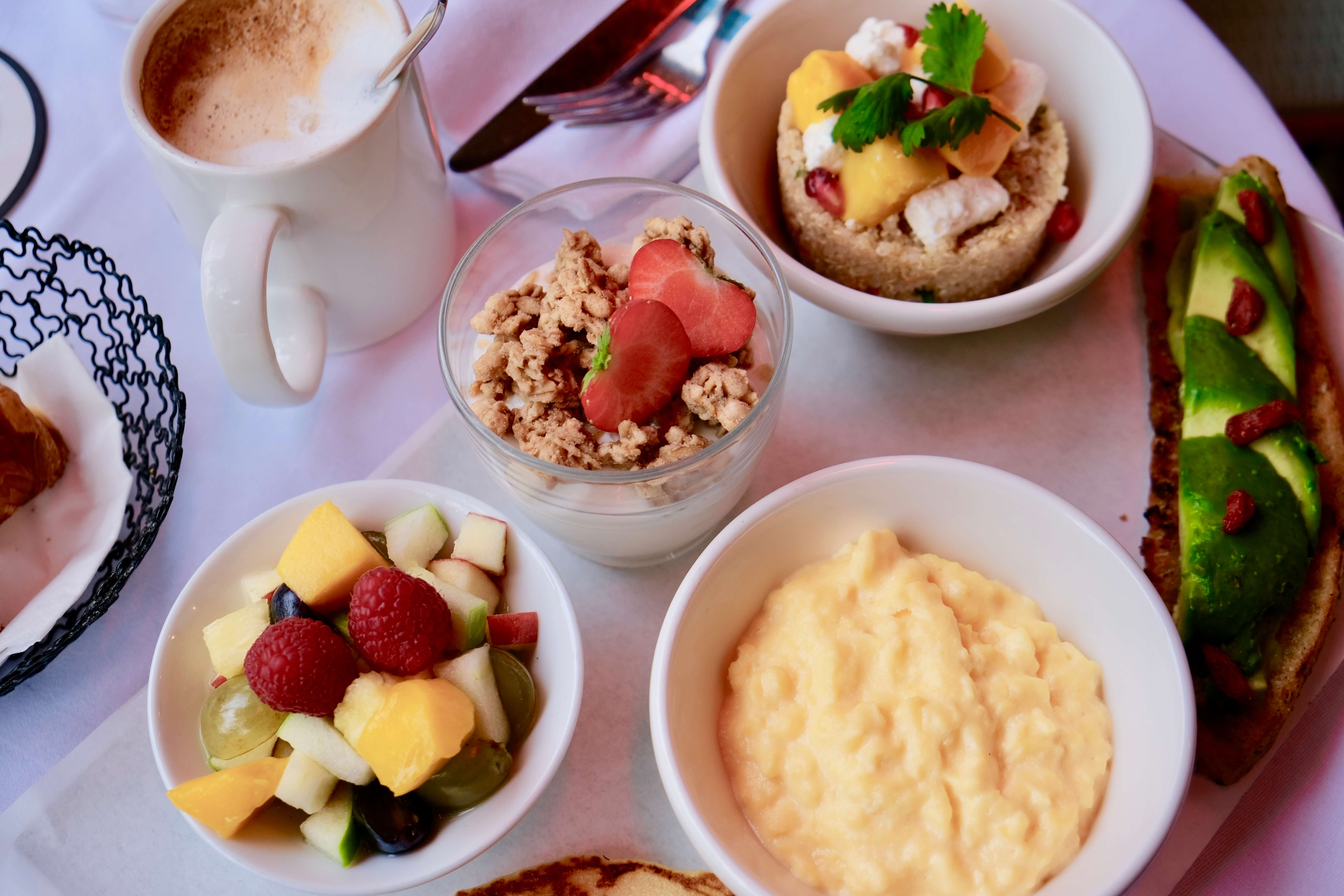 Petit déjeuner fruité